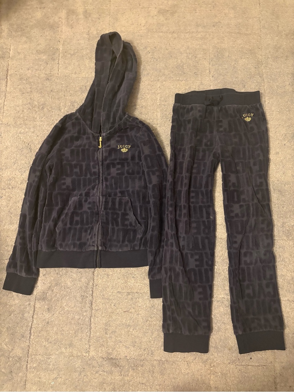 Juicy Couture Navy Embossed Velour Hoodie & Joggers Set Kids Size 7